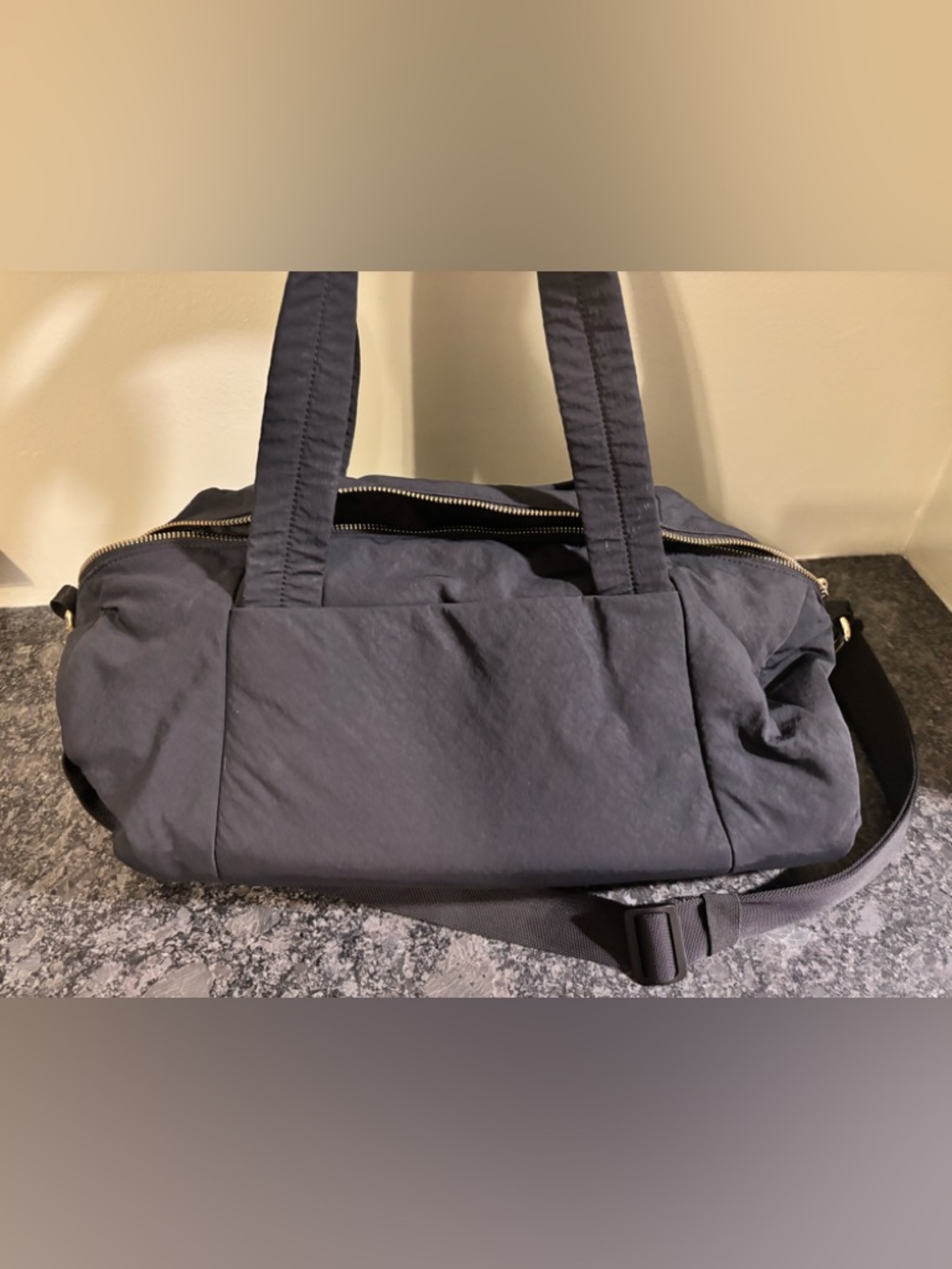 Lululemon On My Level Barrel Duffle Bag 16L - Picture 4 of 7